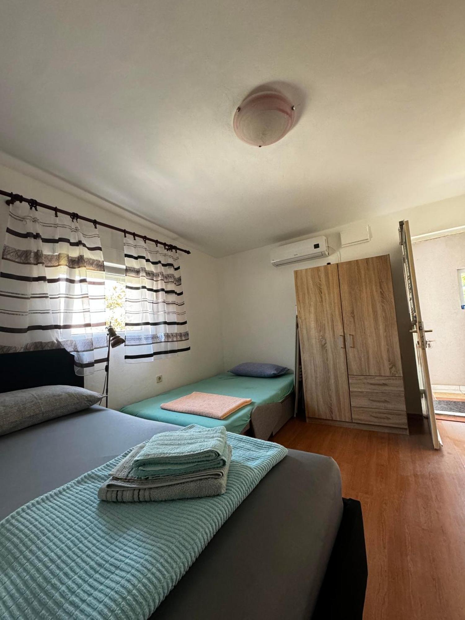 Apartments Tea Karlobag Εξωτερικό φωτογραφία